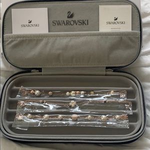Swarovski REMIX strands with crystallized pouch